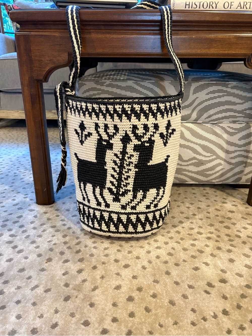 Wayuu Bucket Bag - Picture 4 of 11